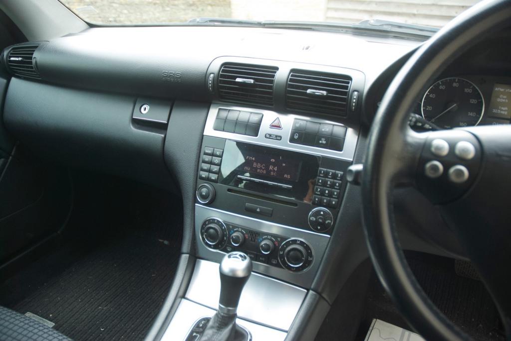MERCEDES-BENZ C CLASS