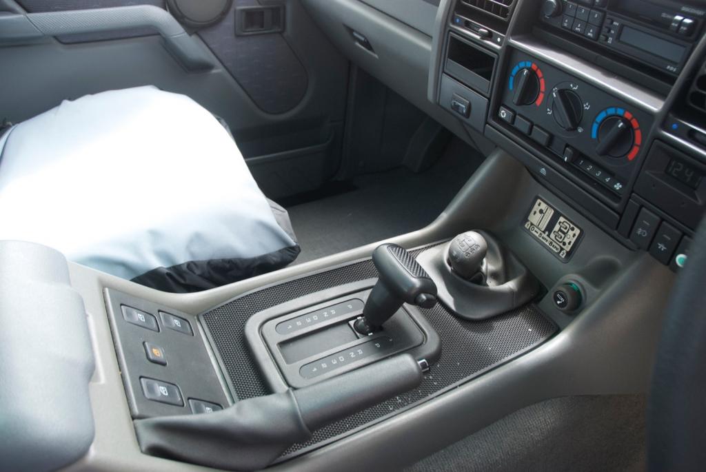 LAND ROVER DISCOVERY