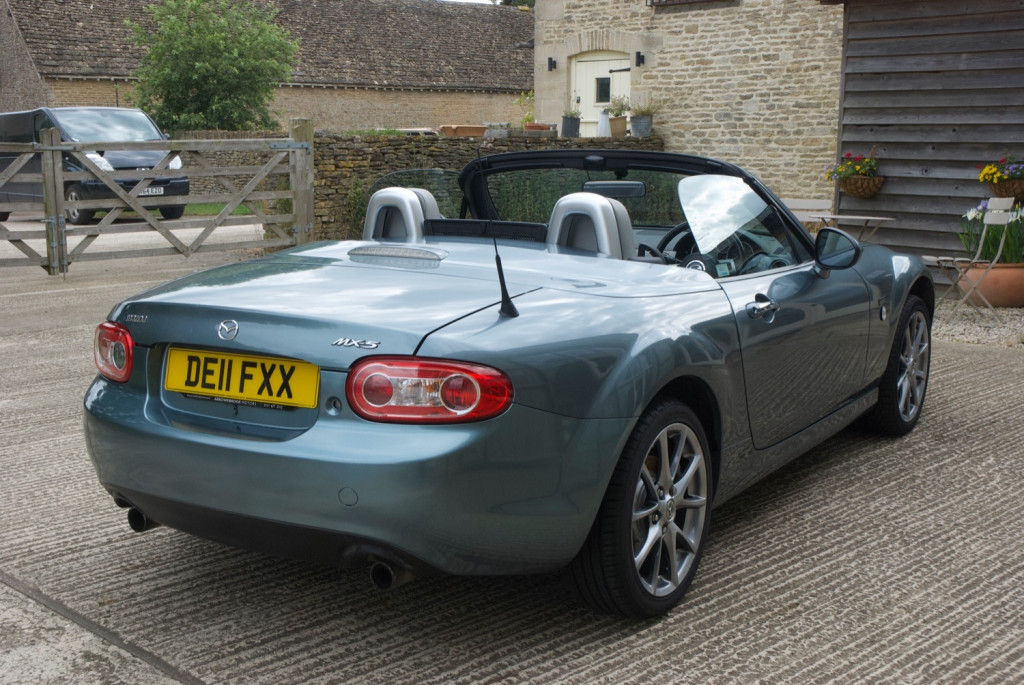 MAZDA MX-5