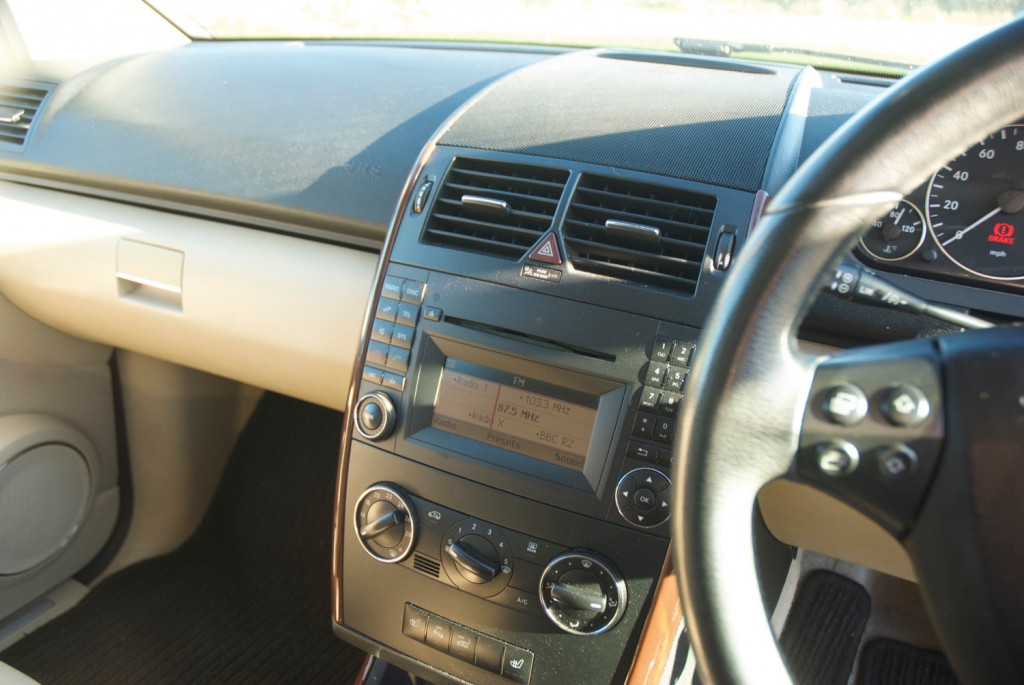 MERCEDES-BENZ A CLASS