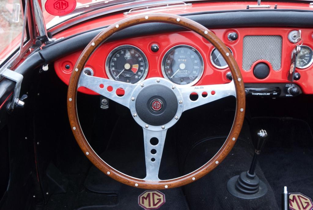 MG MGA