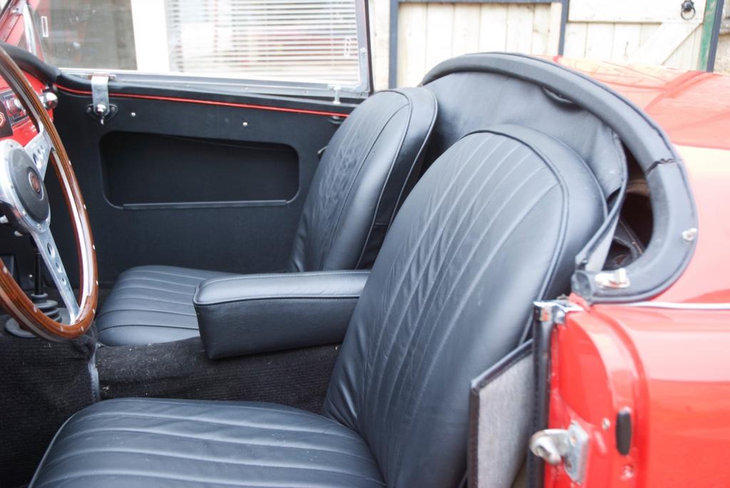 MG MGA