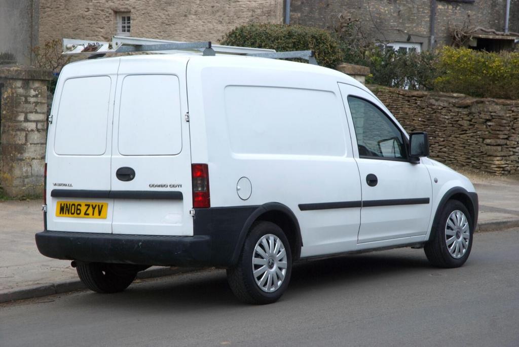VAUXHALL COMBO