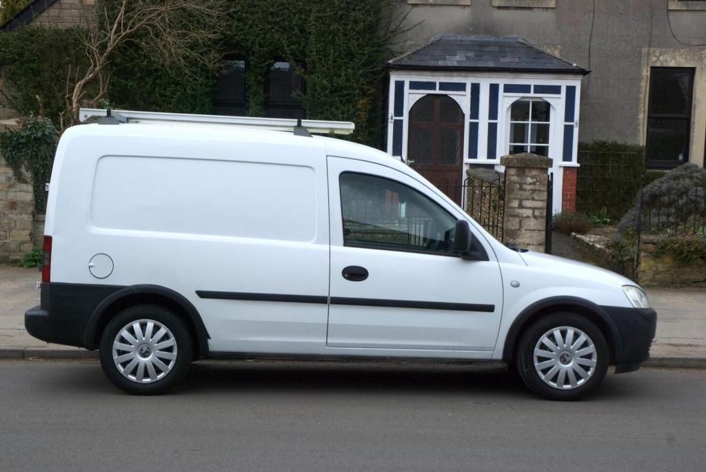 VAUXHALL COMBO