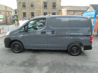 NISSAN NV200