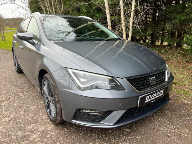 SEAT LEON