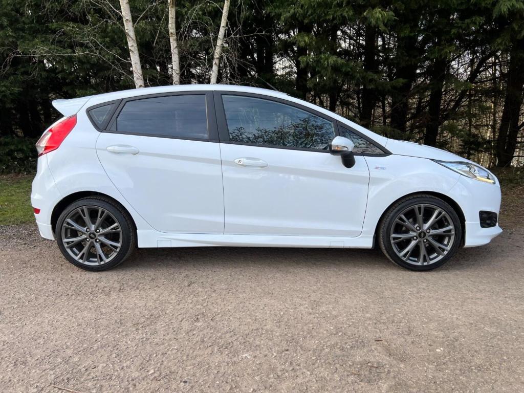 FORD FIESTA