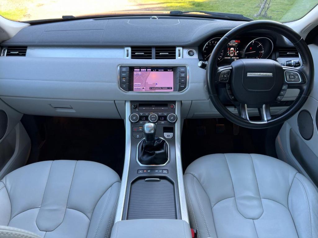 LAND ROVER RANGE ROVER EVOQUE