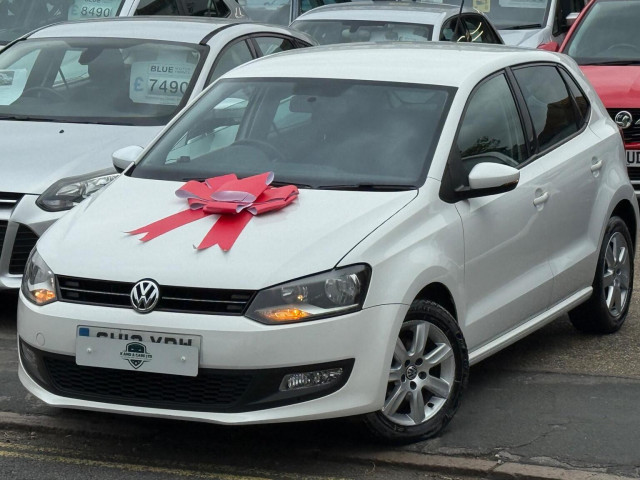VOLKSWAGEN POLO