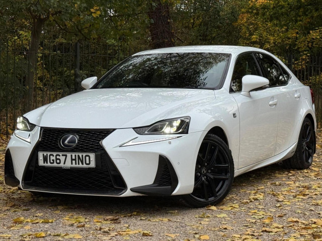 LEXUS IS