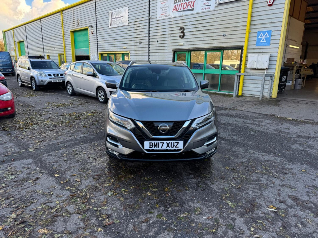 View NISSAN QASHQAI 1.5 dCi Tekna
