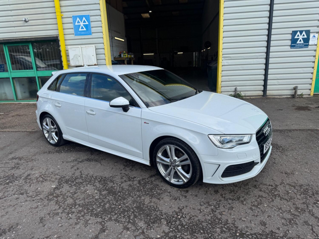 View AUDI A3 1.6 TDI S line