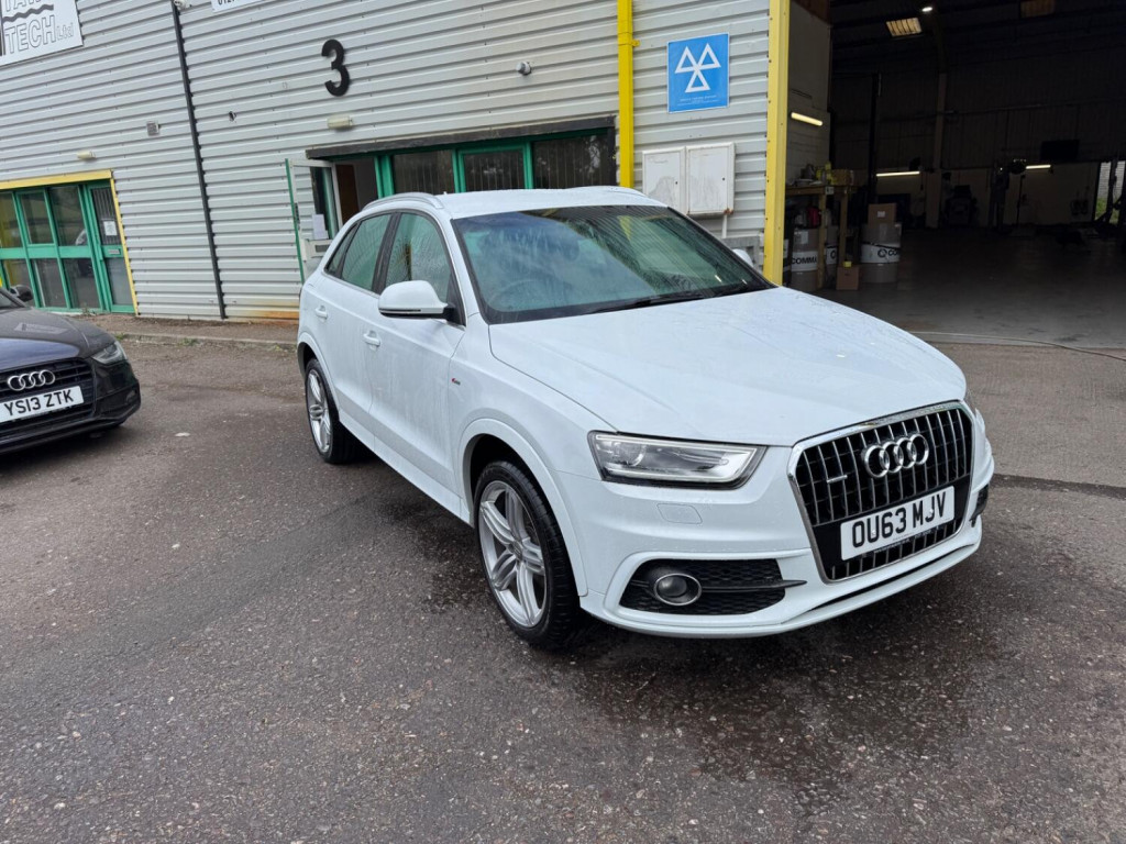 View AUDI Q3 2.0 TDI S line