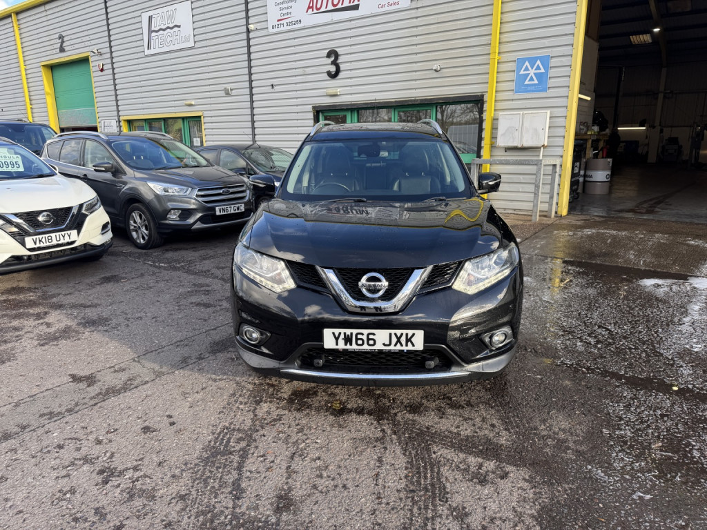 View NISSAN X-TRAIL 1.6 dCi Tekna