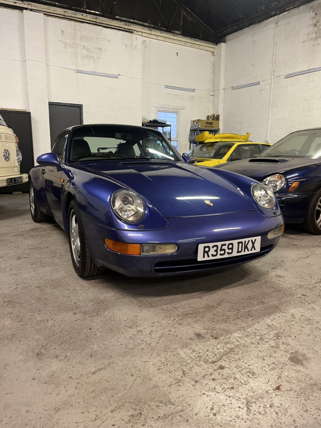 View PORSCHE 911 3.6 993 Carrera