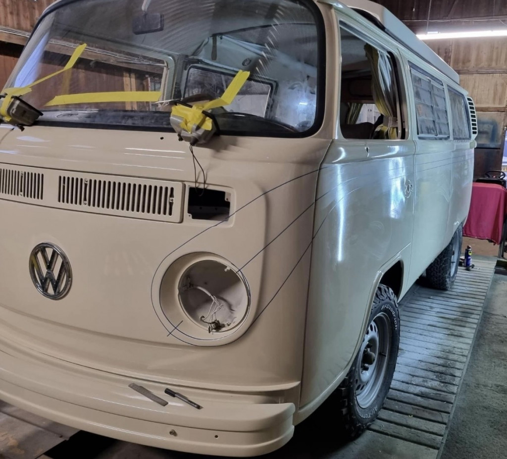 VOLKSWAGEN CAMPERVAN