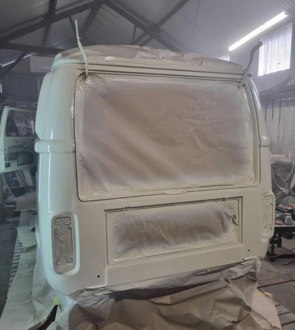 VOLKSWAGEN CAMPERVAN