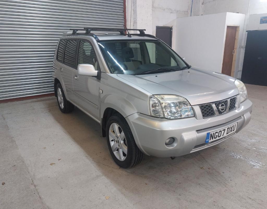 NISSAN X-TRAIL
