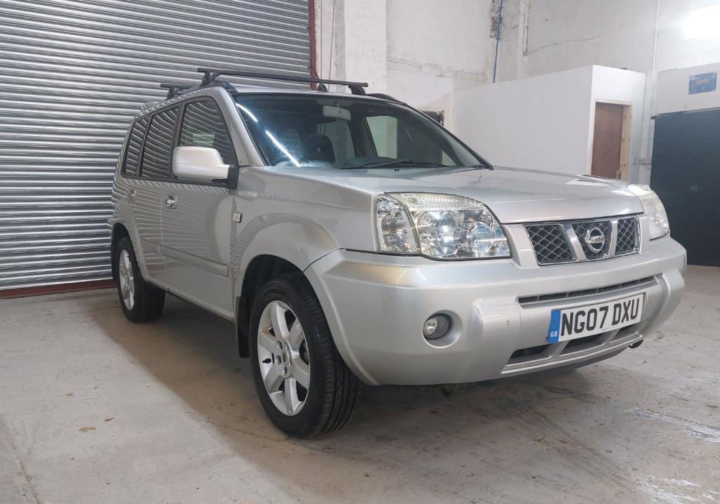 NISSAN X-TRAIL