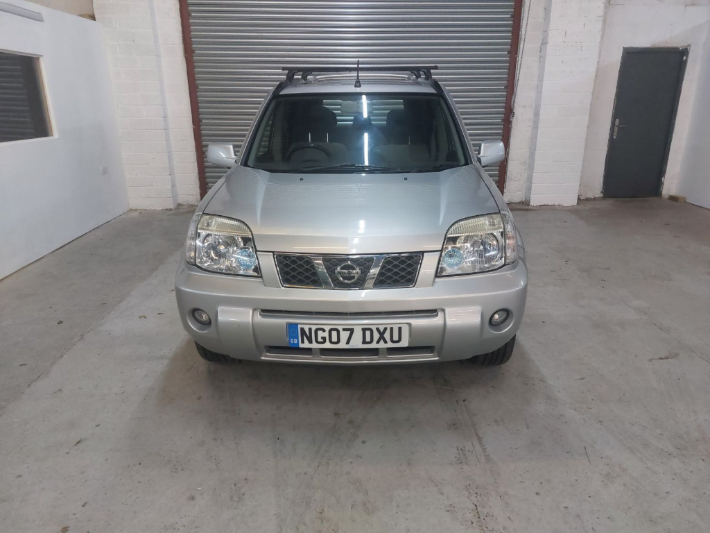 NISSAN X-TRAIL