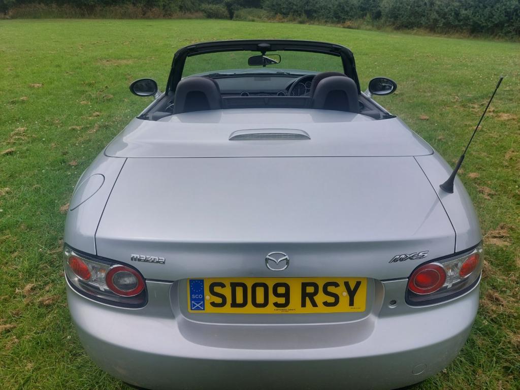 MAZDA MX-5