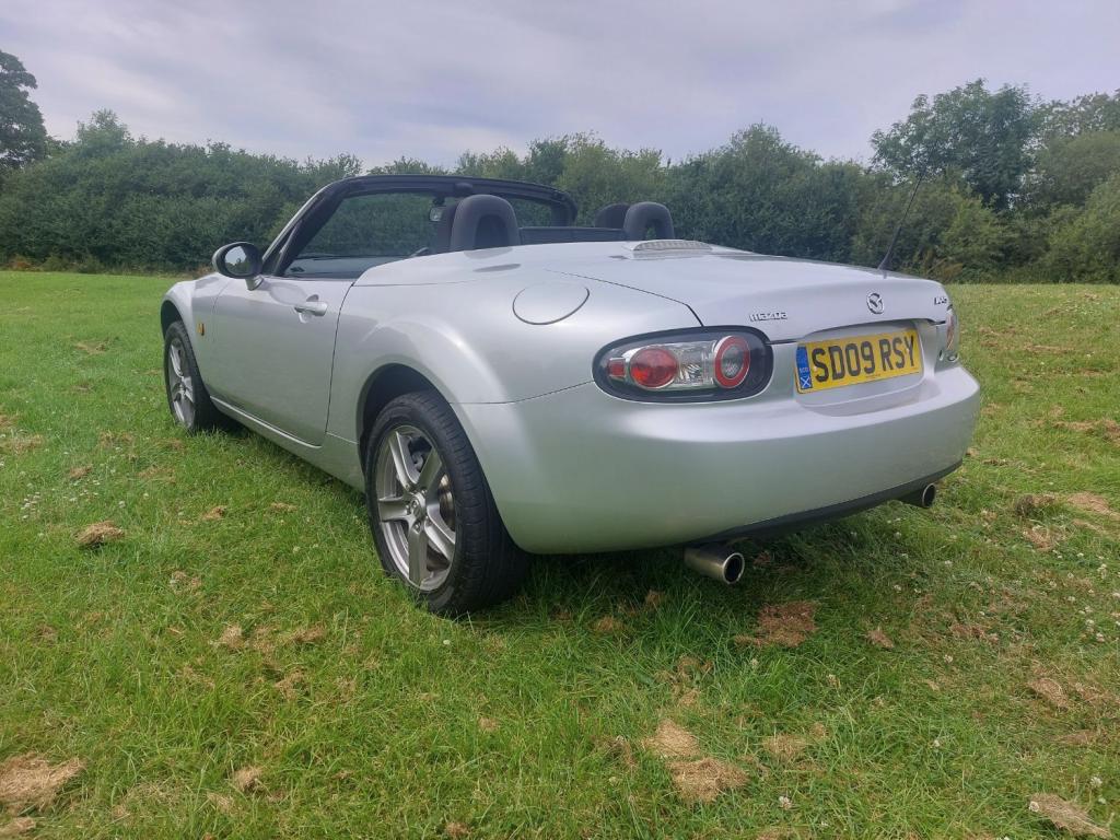 MAZDA MX-5