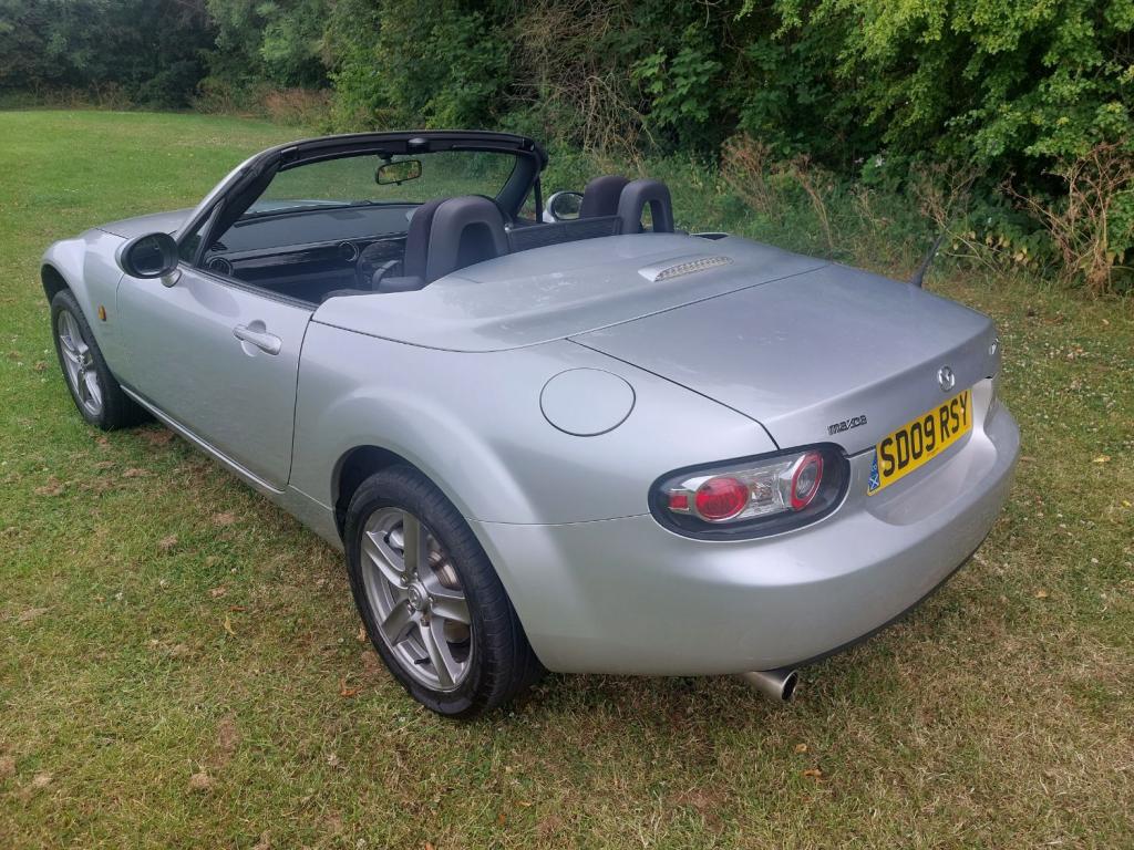 MAZDA MX-5