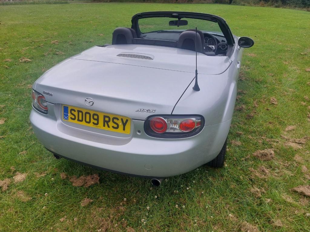 MAZDA MX-5