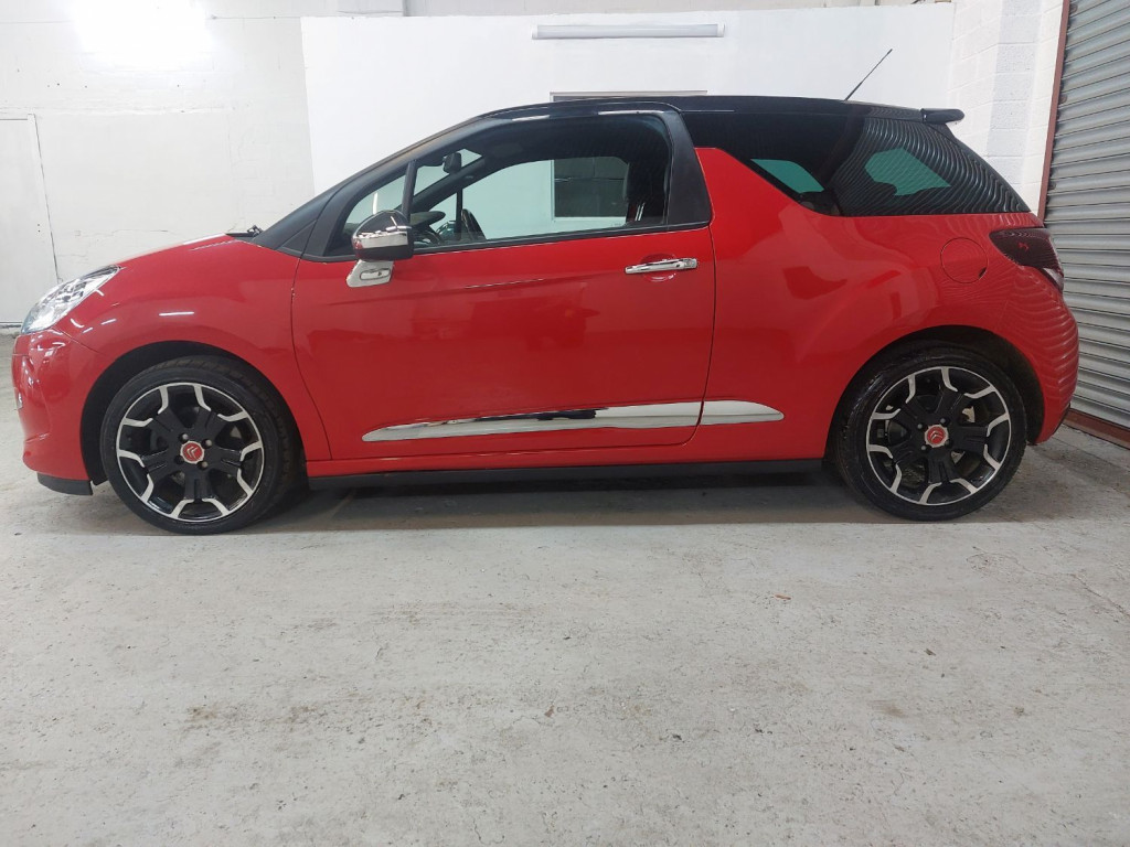 View CITROEN DS3 THP DSPORT PLUS