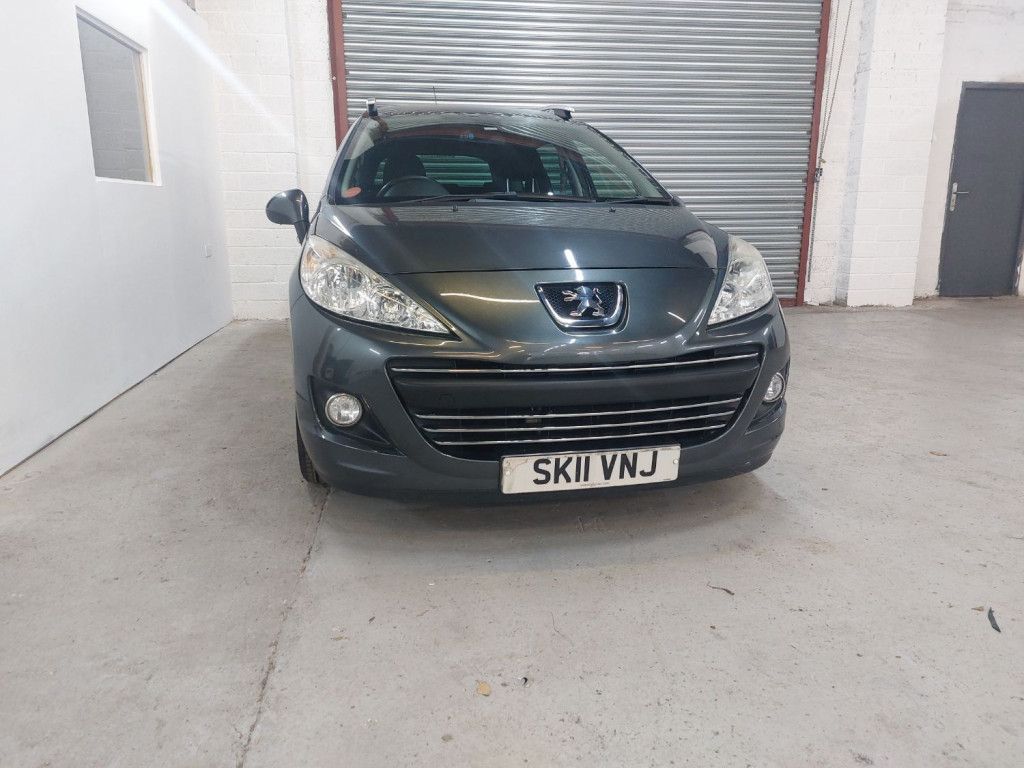 View PEUGEOT 207 SW SPORT