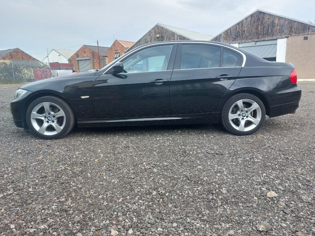 View BMW 3 SERIES 320I EXCLUSIVE EDITION