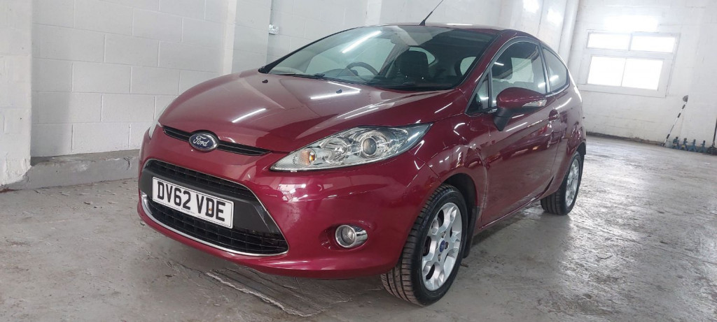 View FORD FIESTA 1.3 Zetec
