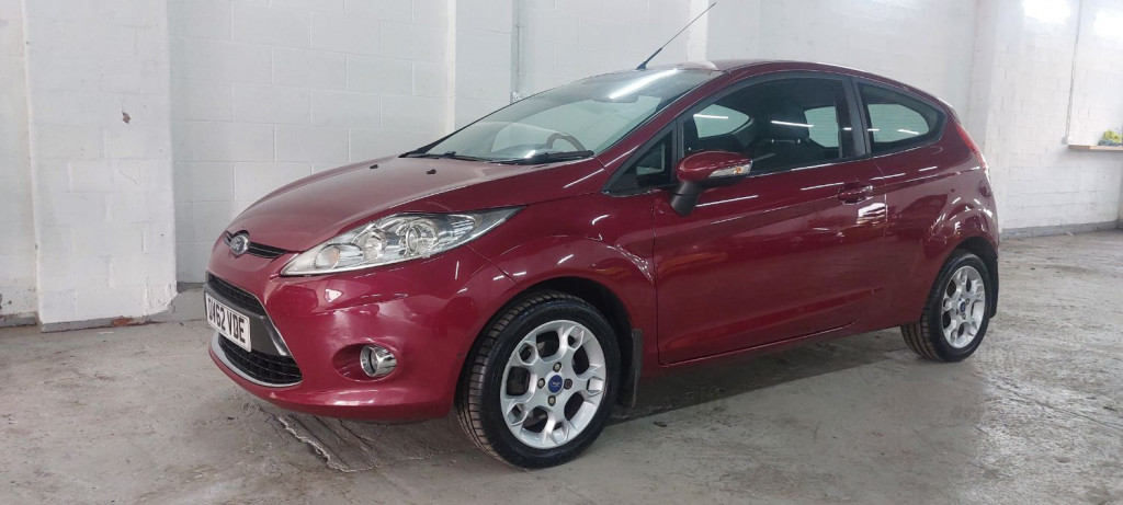 View FORD FIESTA 1.3 Zetec