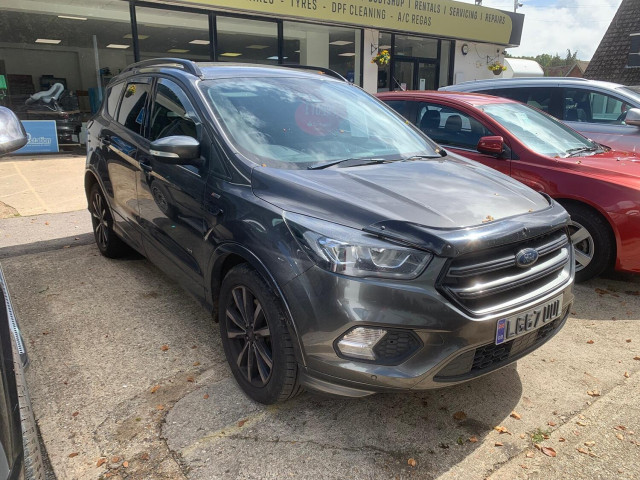 FORD KUGA