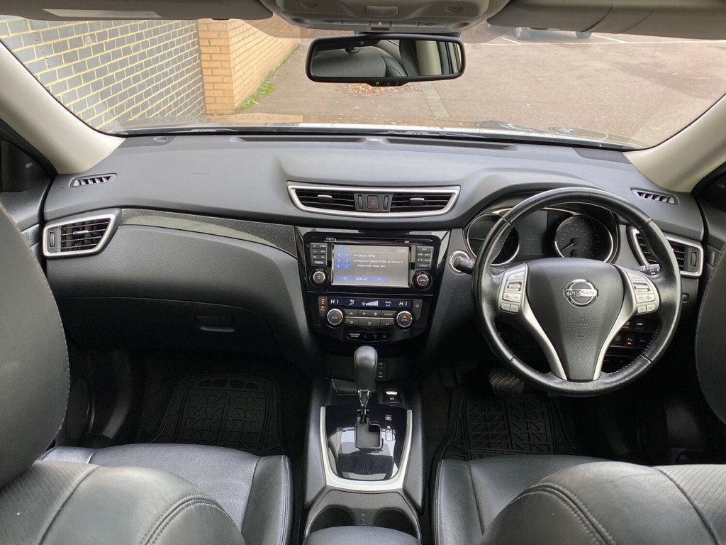 NISSAN X-TRAIL 1.6 dCi Tekna XTRON ss 5dr 2014