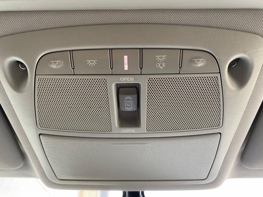 NISSAN X-TRAIL 1.6 dCi Tekna XTRON ss 5dr 2014