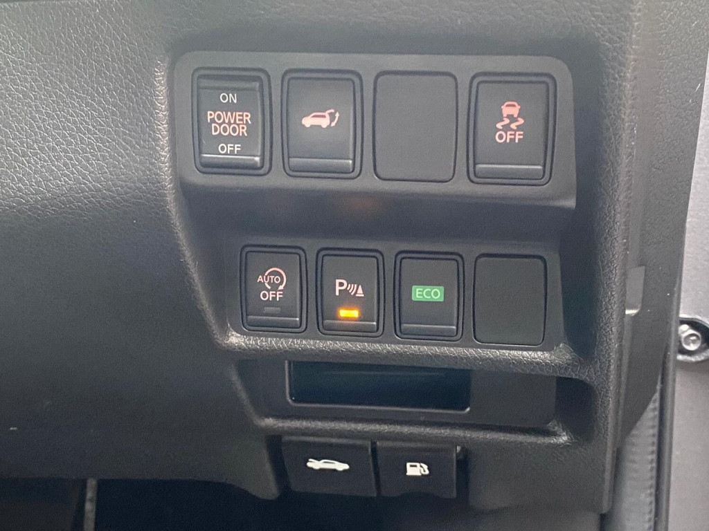 NISSAN X-TRAIL 1.6 dCi Tekna XTRON ss 5dr 2014