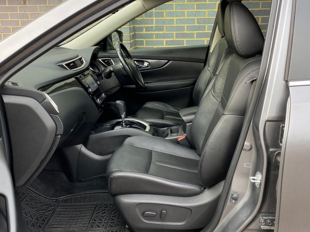 NISSAN X-TRAIL 1.6 dCi Tekna XTRON ss 5dr 2014