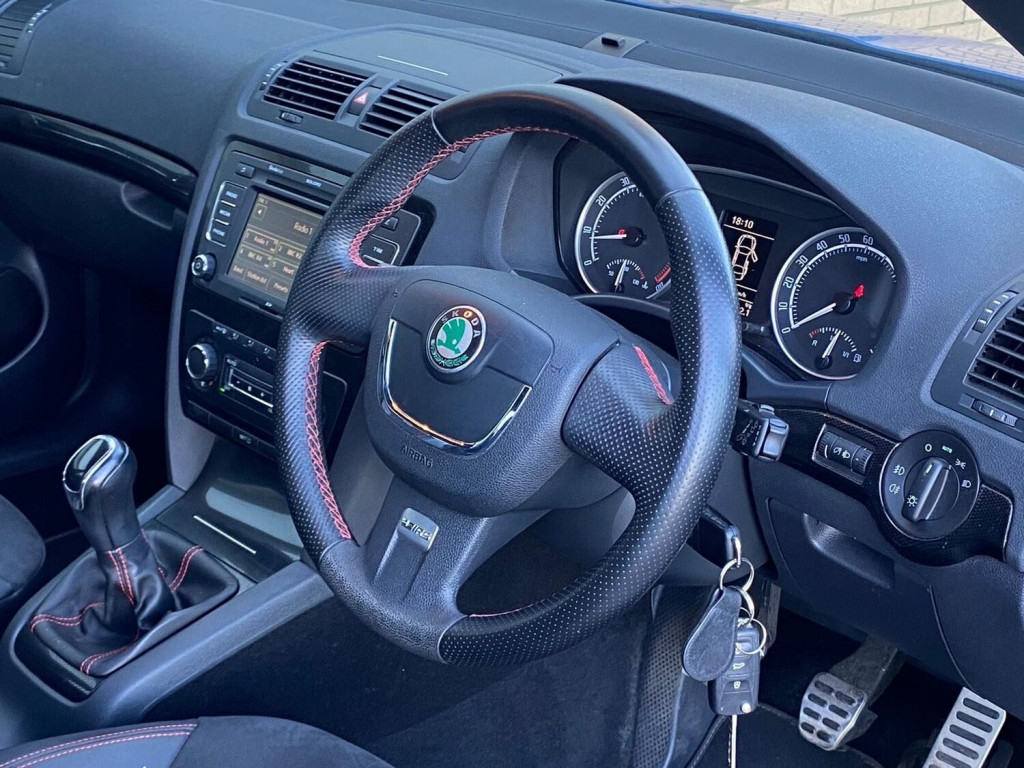 SKODA OCTAVIA 2.0 TFSI vRS 5dr 2012