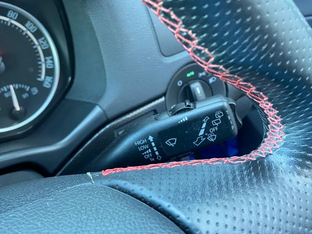 SKODA OCTAVIA 2.0 TFSI vRS 5dr 2012