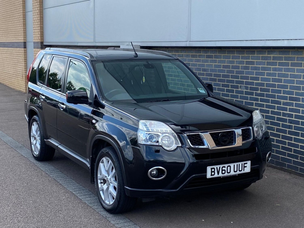 NISSAN X-TRAIL 2.0 dCi Tekna 4WD 5dr 2010