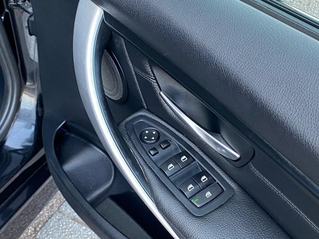 BMW 3 SERIES 3.0 335d M Sport Touring Sport Auto xDrive ss 5dr 2015