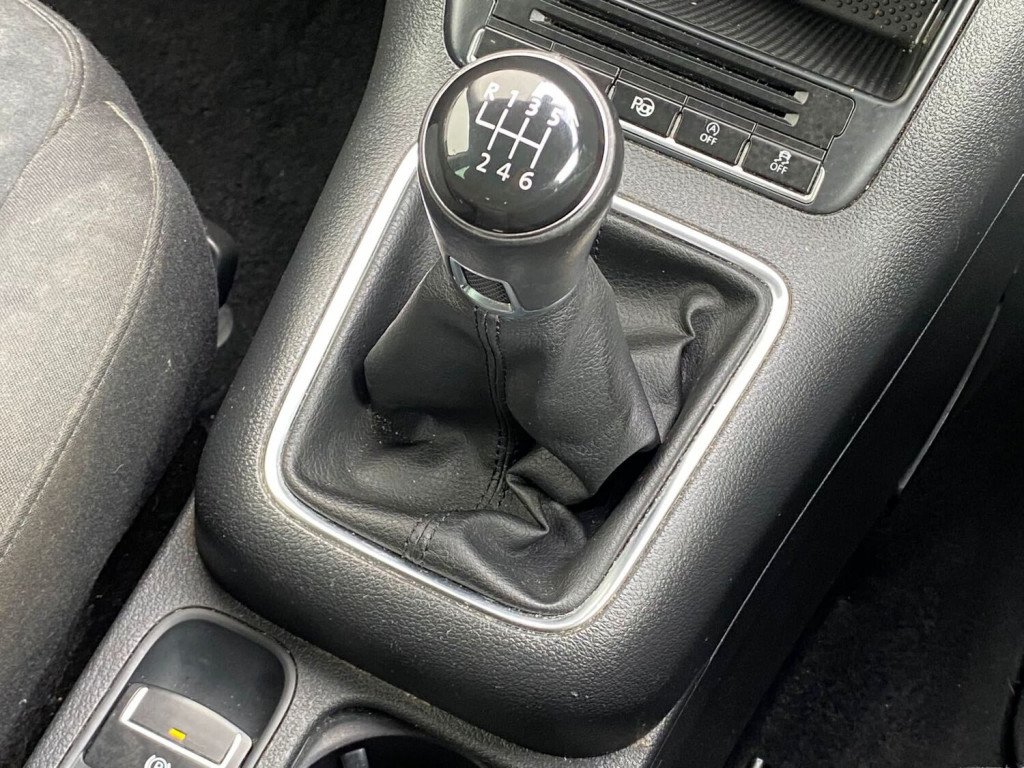 VOLKSWAGEN TIGUAN 2.0 TDI BlueMotion Tech Match 2WD ss 5dr 2014