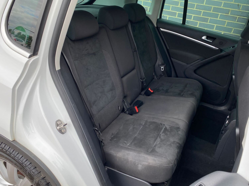 VOLKSWAGEN TIGUAN 2.0 TDI BlueMotion Tech Match 2WD ss 5dr 2014