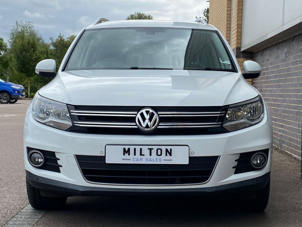 VOLKSWAGEN TIGUAN 2.0 TDI BlueMotion Tech Match 2WD ss 5dr 2014