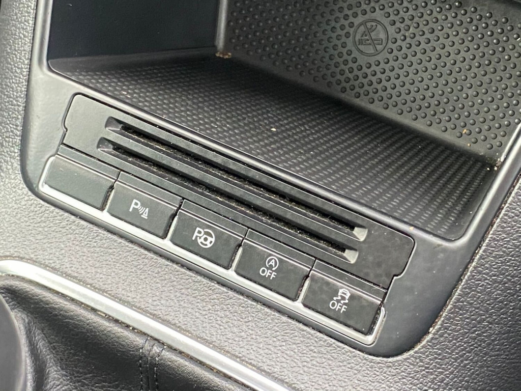 VOLKSWAGEN TIGUAN 2.0 TDI BlueMotion Tech Match 2WD ss 5dr 2014