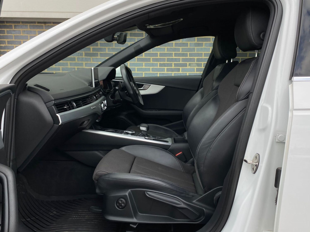 AUDI A4 AVANT 2.0 TDI S line Avant S Tronic quattro ss 5dr 2016