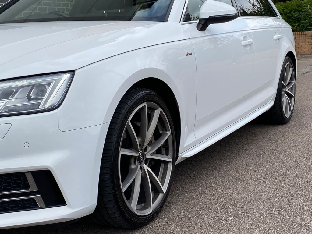 AUDI A4 AVANT 2.0 TDI S line Avant S Tronic quattro ss 5dr 2016