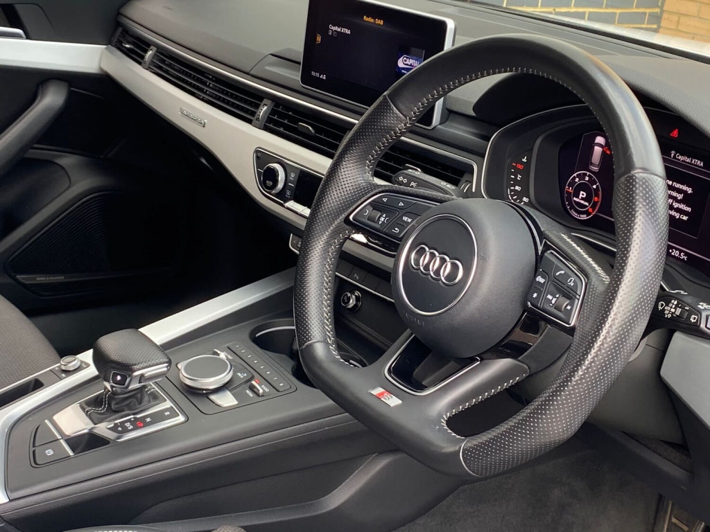 AUDI A4 AVANT 2.0 TDI S line Avant S Tronic quattro ss 5dr 2016