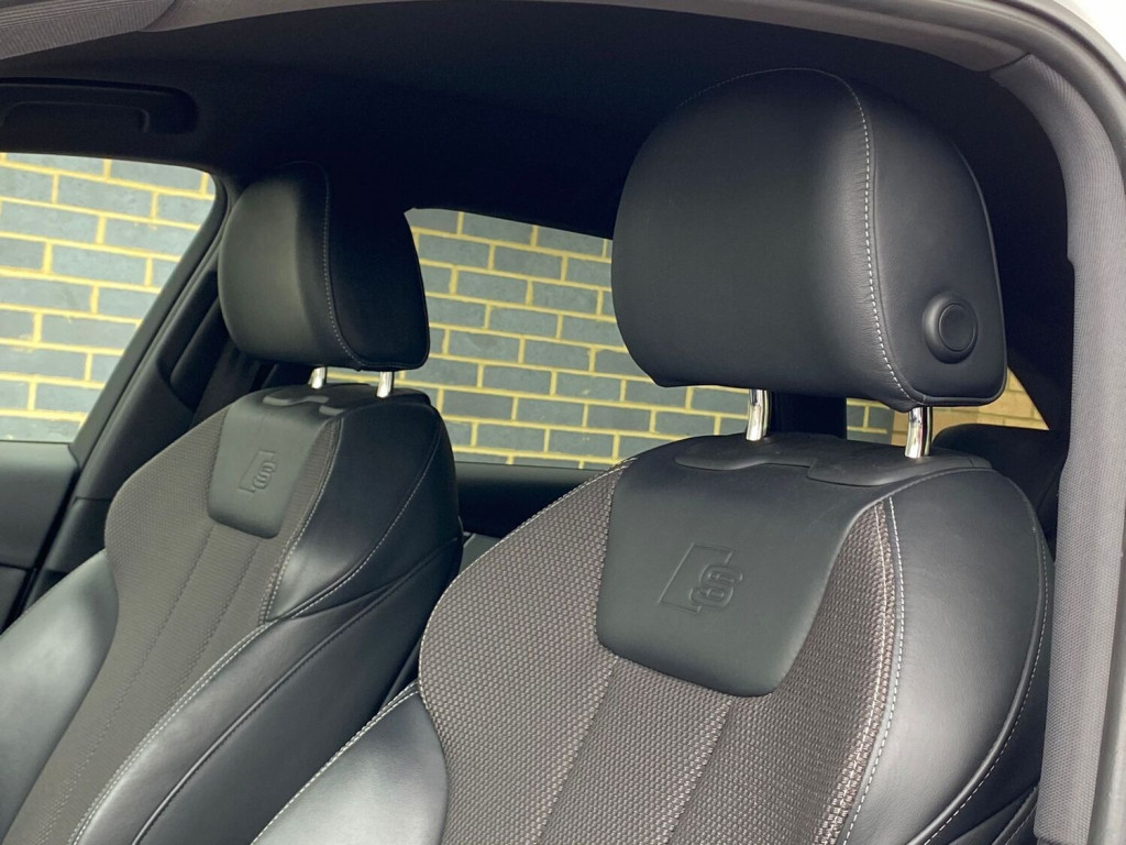 AUDI A4 AVANT 2.0 TDI S line Avant S Tronic quattro ss 5dr 2016